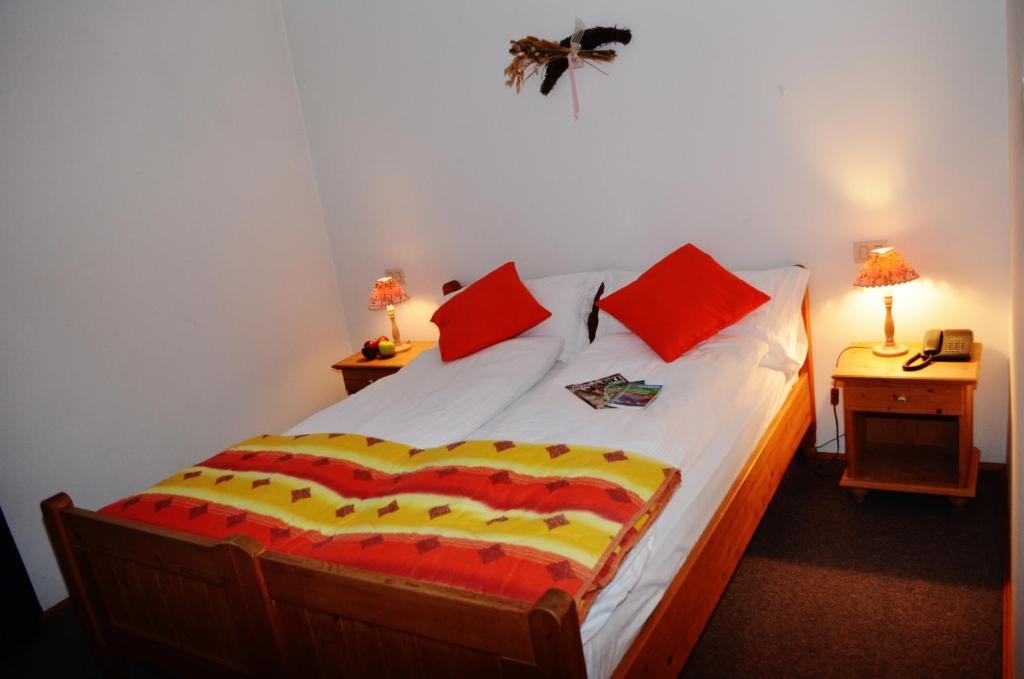 Hotel Locanda Le Tre Oche Молина ди Ледро Екстериор снимка
