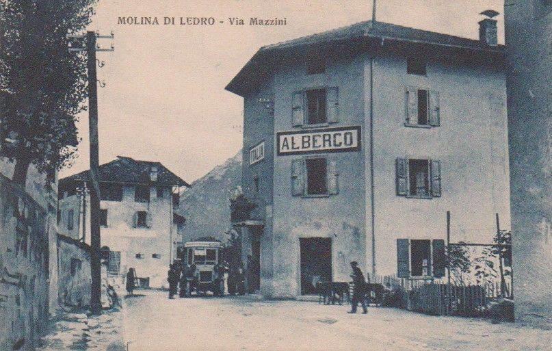 Hotel Locanda Le Tre Oche Молина ди Ледро Екстериор снимка